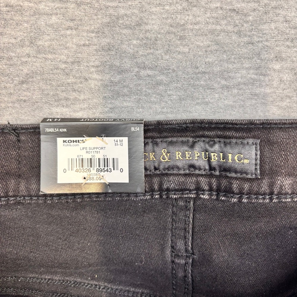 Rock & Republic Kendra Curvy Bootcut Jeans Black Mid Rise Womens 14M R011781 NWT - Picture 5 of 11
